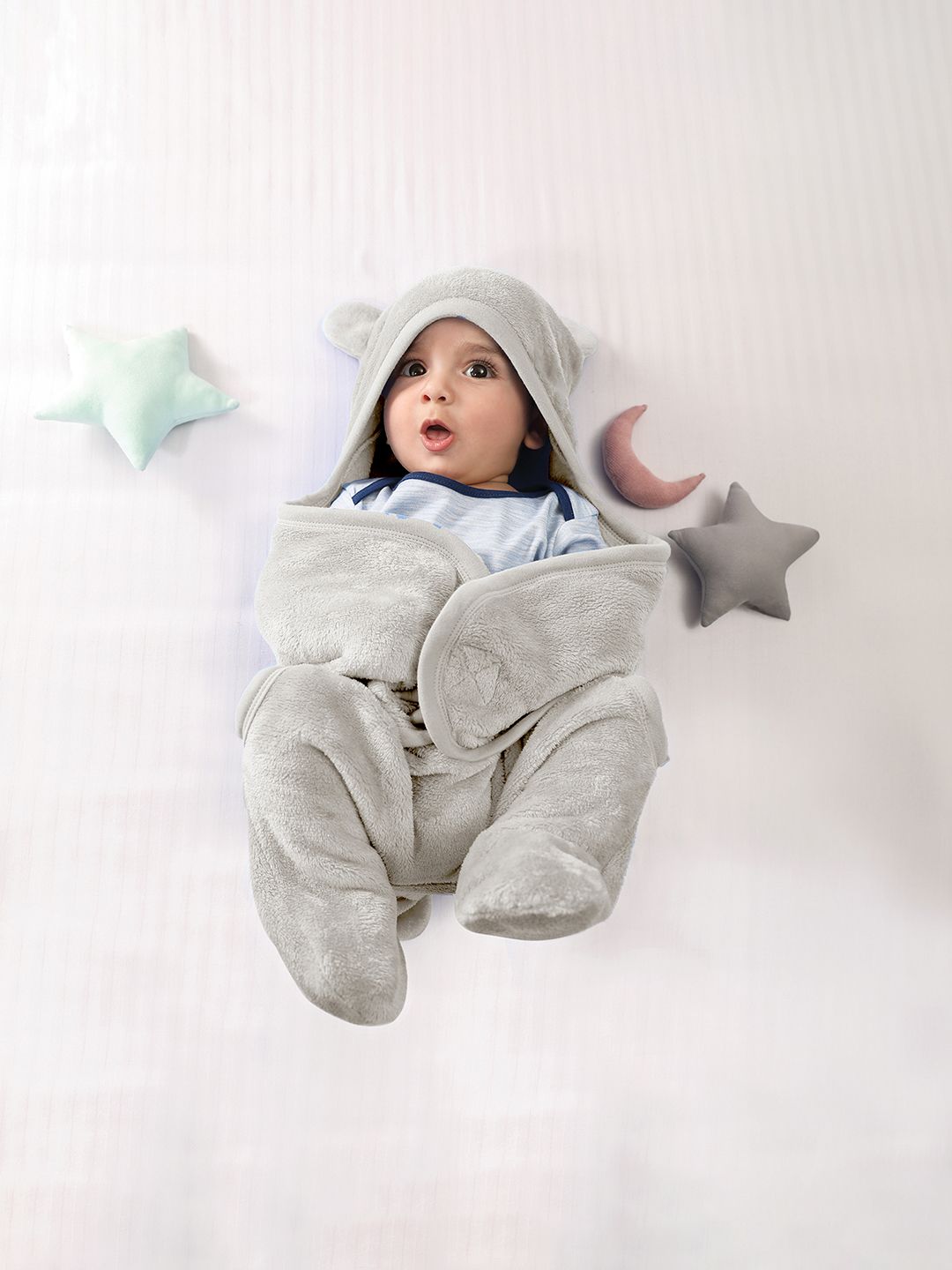 MiArcus Ultra Soft Knitted Wearable Hooded Warm Light Fur Blanket Wrapper- Grey