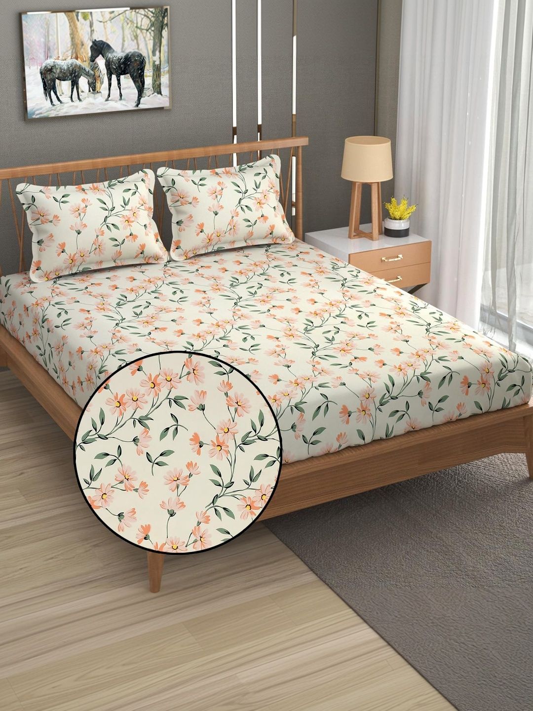 LUZDECOR Cream-Coloured Floral King Bedsheet with 2 Pillow Covers
