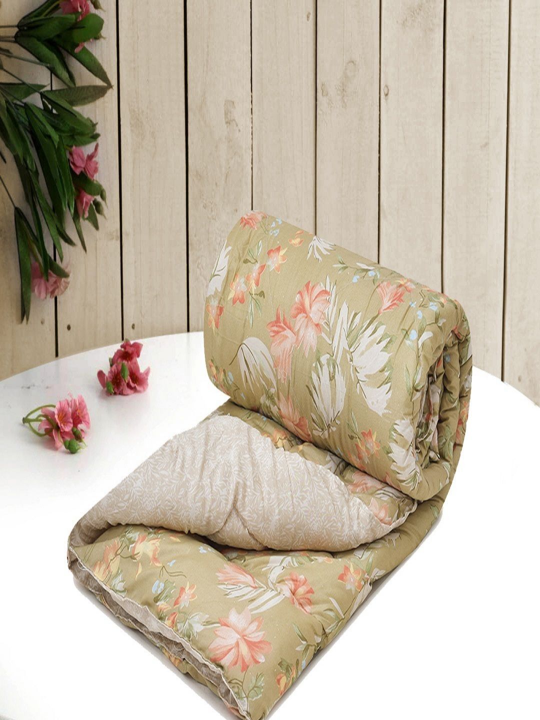 Buy RRC Gold Toned & Green Floral Microfiber Mild Winter 210 GSM Double Bed Comforter -  - Home for Unisex