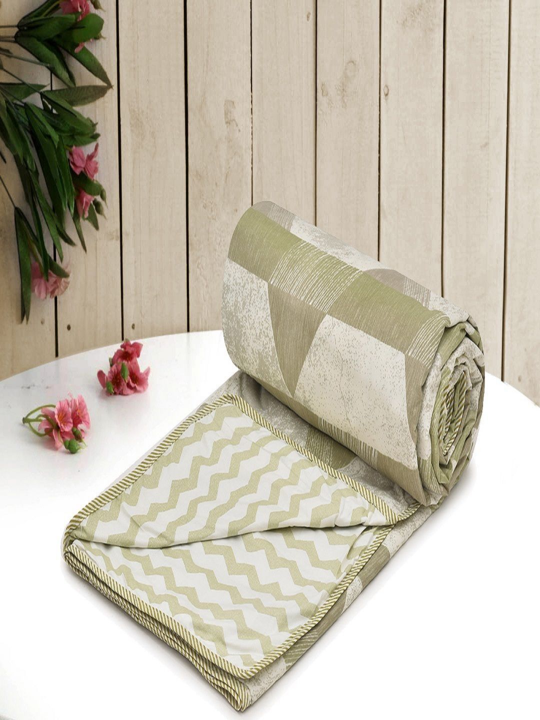 Myntra Elegant Homes Green Geometric Microfiber AC Room 150 GSM Double Bed Dohar