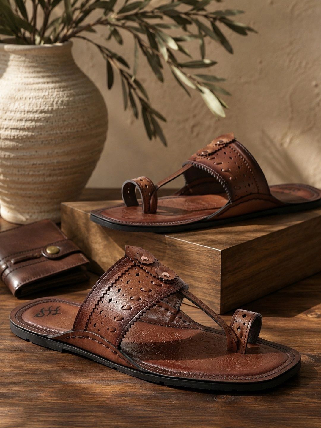 House of Pataudi Men Comfort Sandals