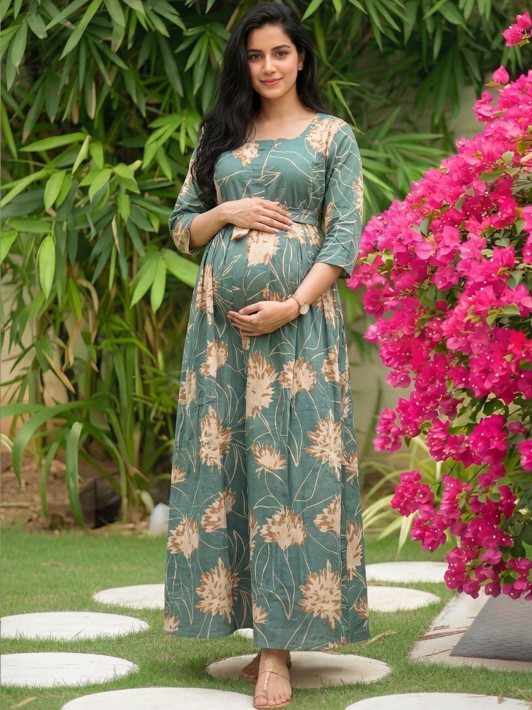 Asenne Floral Printed Cotton Maternity Maxi Dress with Both Side Feeding Zip