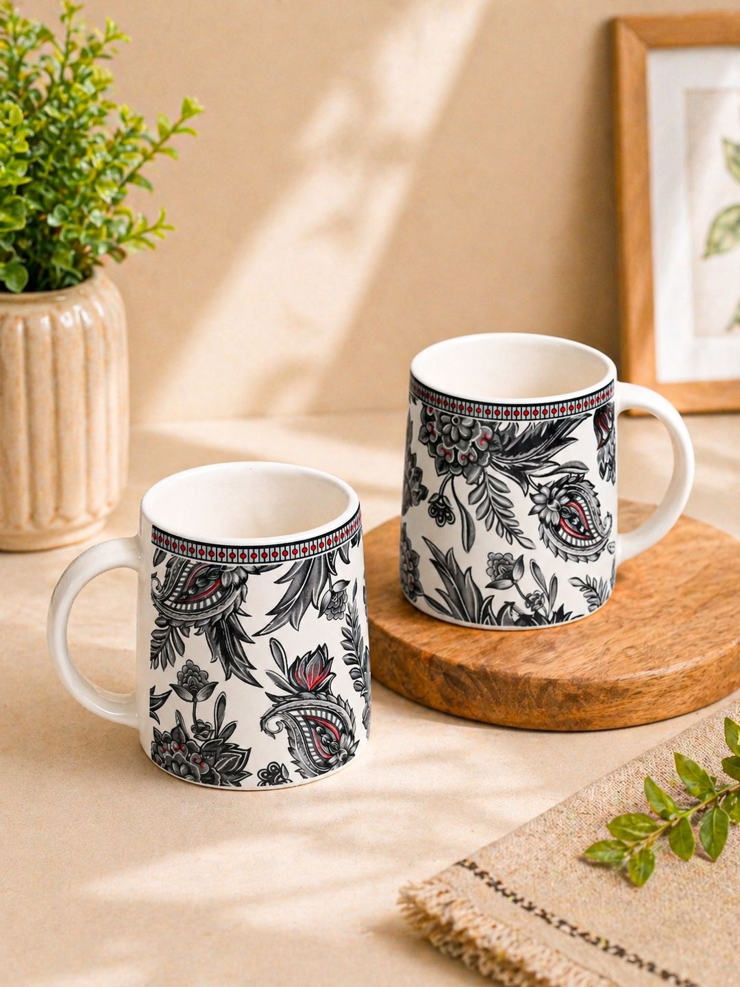 MARKET99 Set of 2 AC Paisley Black Floral Printed White Ceramic Glossy Mugs-330 ml Each