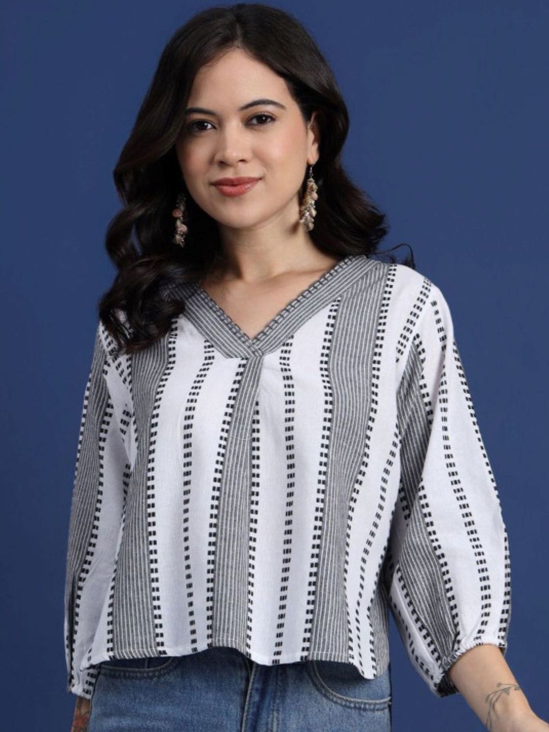 Taavi Women Striped Pure Cotton V-Neck Top