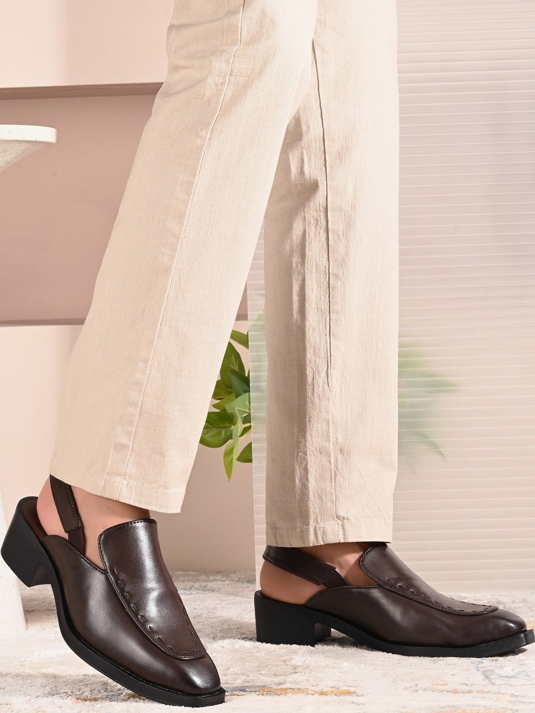 House of Pataudi Men Shoe-Style Sandals