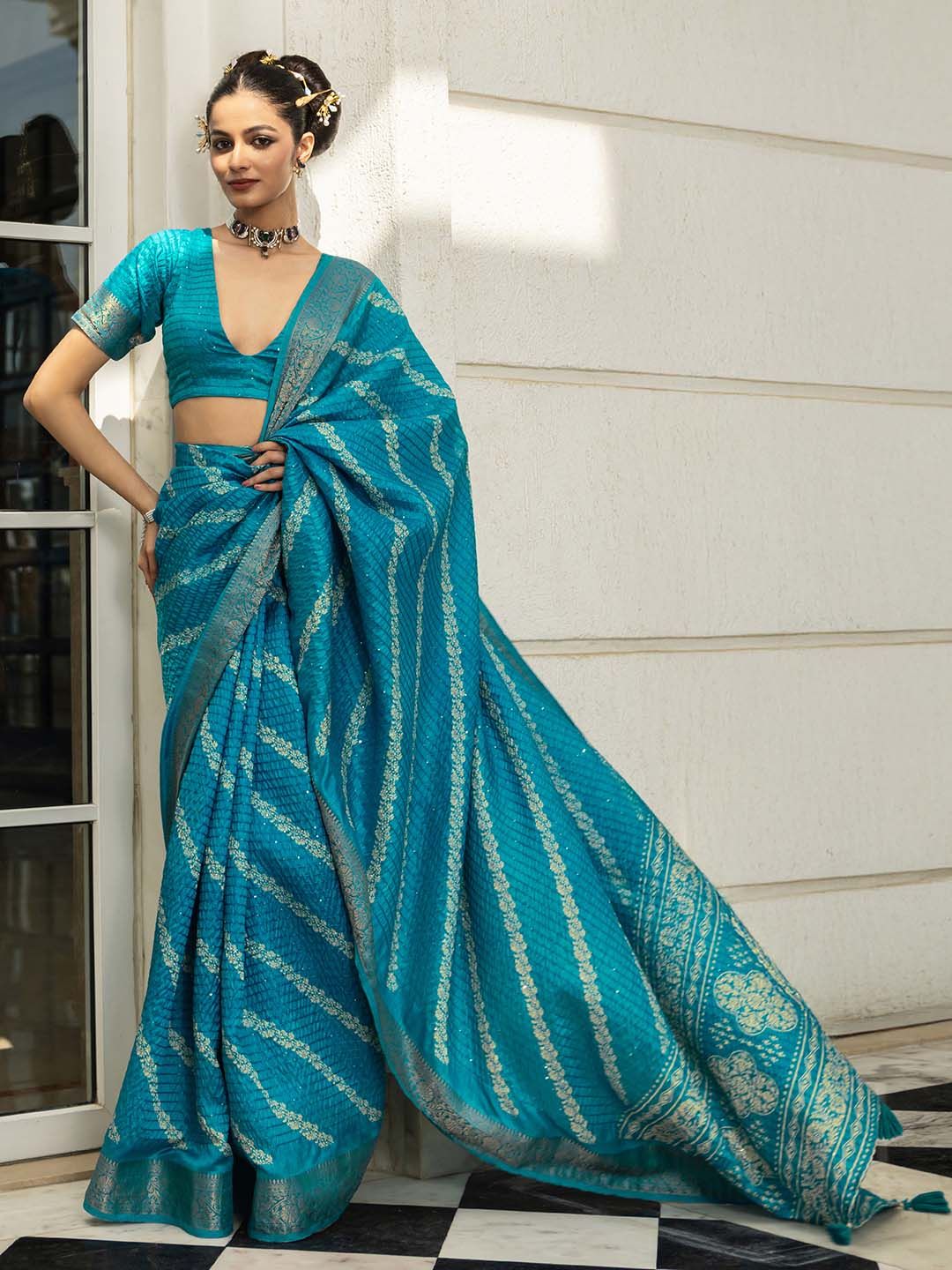 Libas Blue Printed Saree With Unstitched Blouse Piece