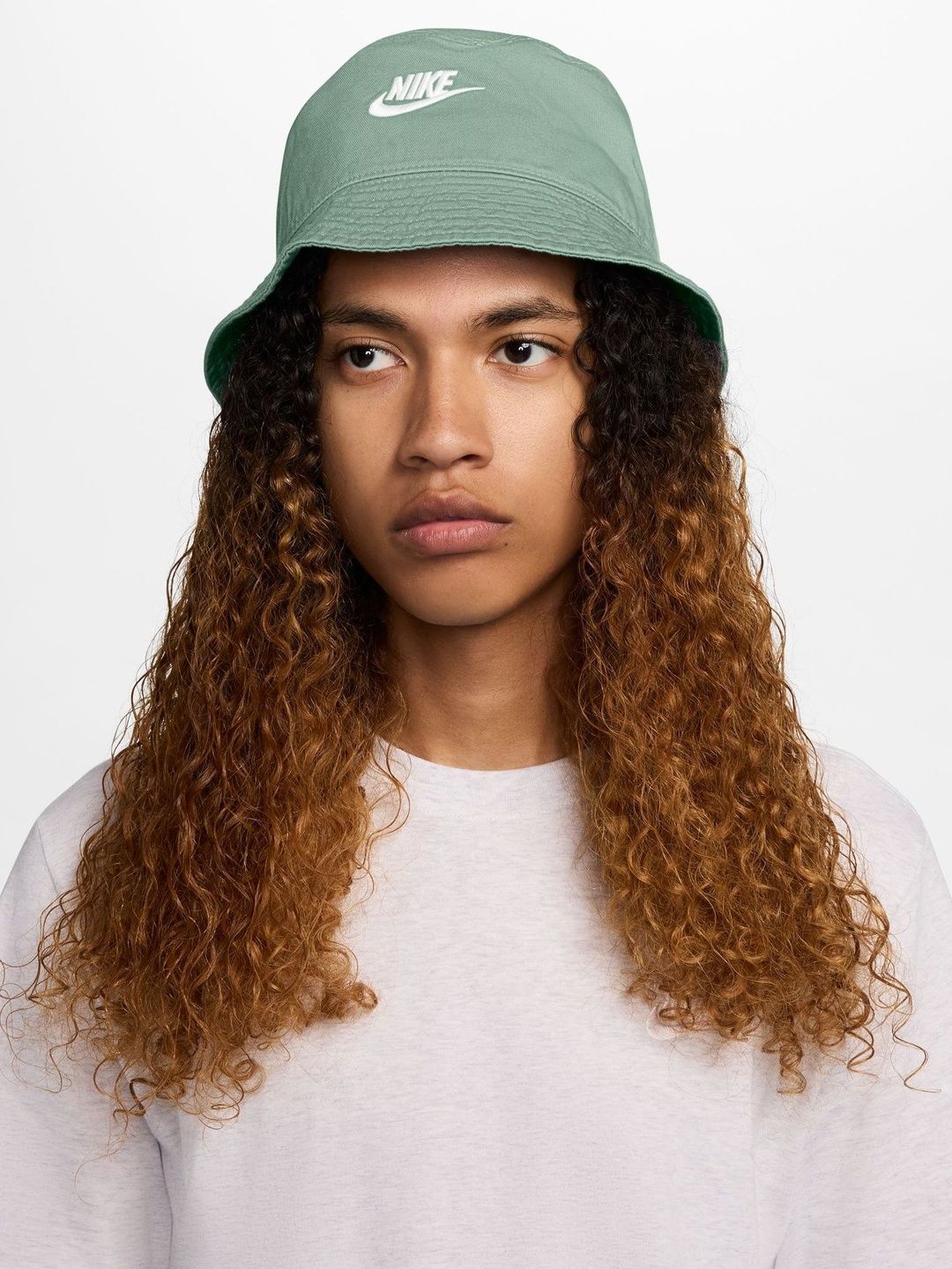 Nike Apex Futura Washed Bucket Hat