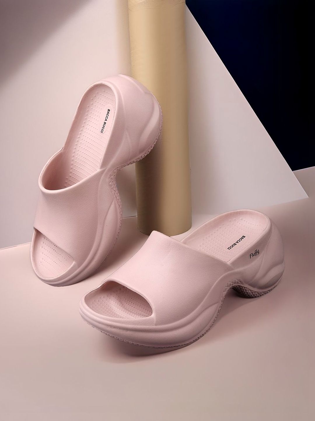 bacca bucci Women Solid Sliders