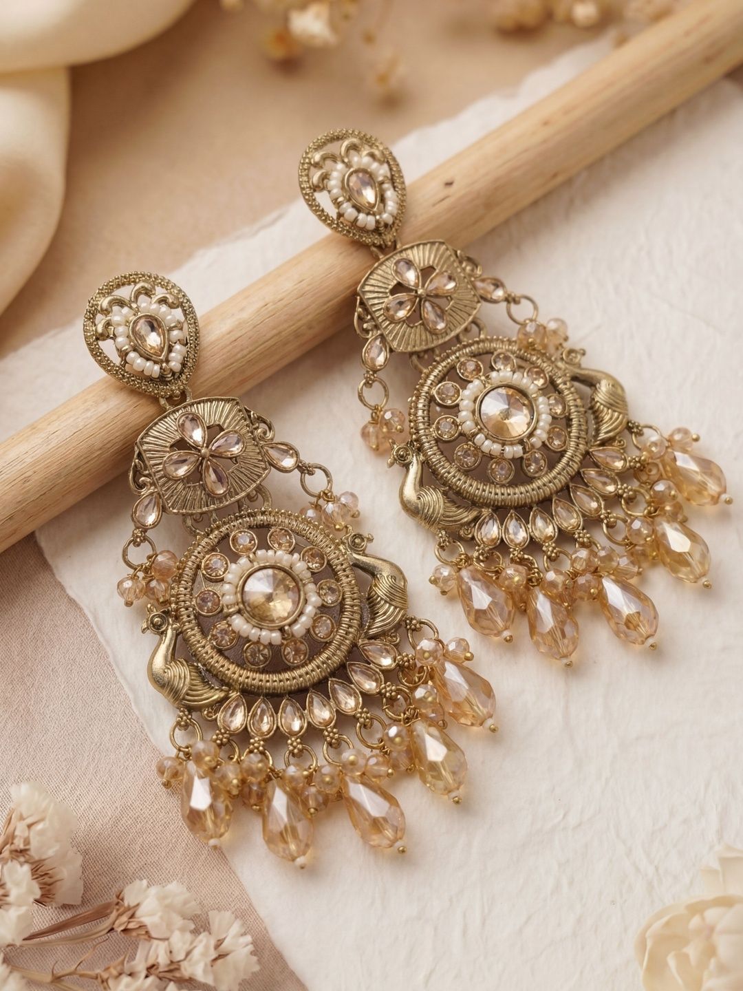 OutRoyal Oval Chandbalis Earrings