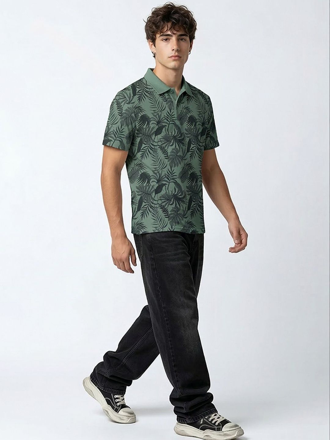 glitchez Men Printed Polo Collar T-shirt