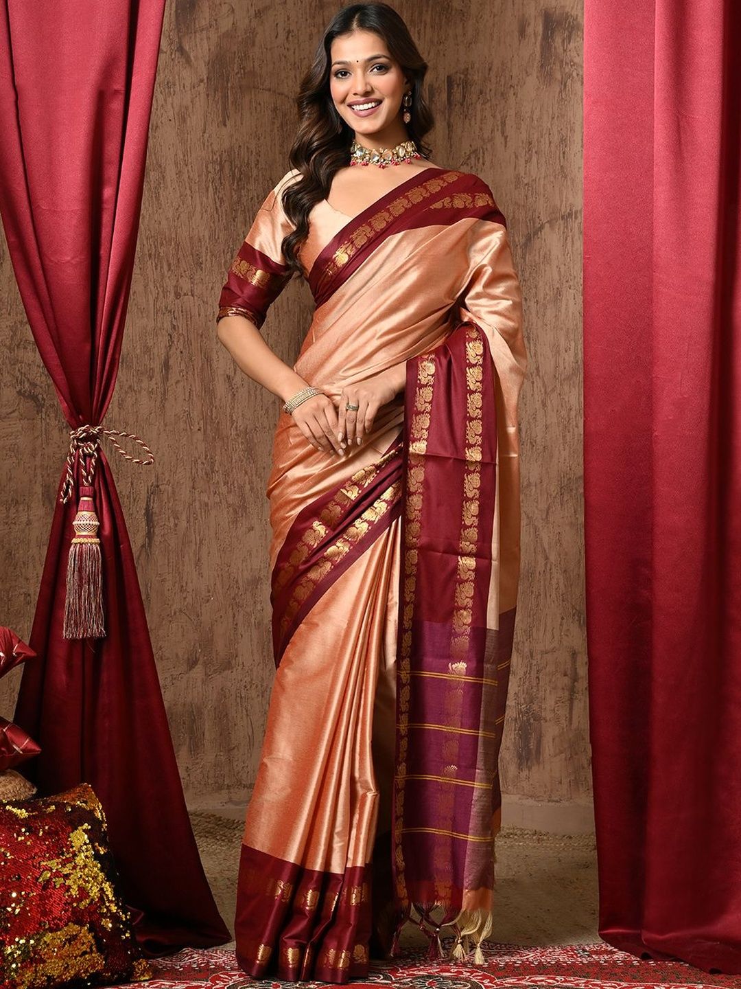 UMANTA Silk Cotton Gadwal Sarees