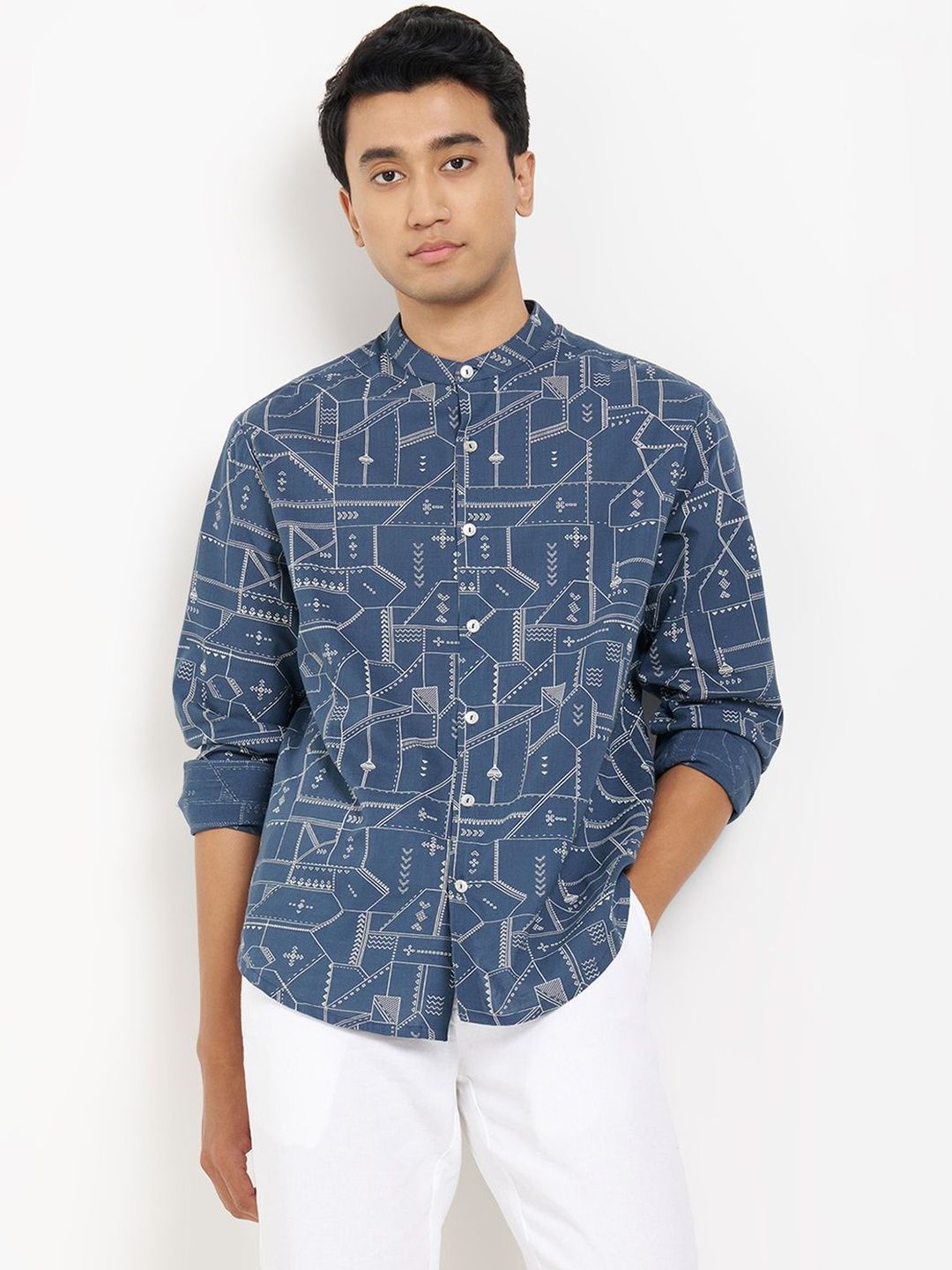 indus route by Pantaloons Men Geometric Printed Mandarin Collar Cotton Kurta