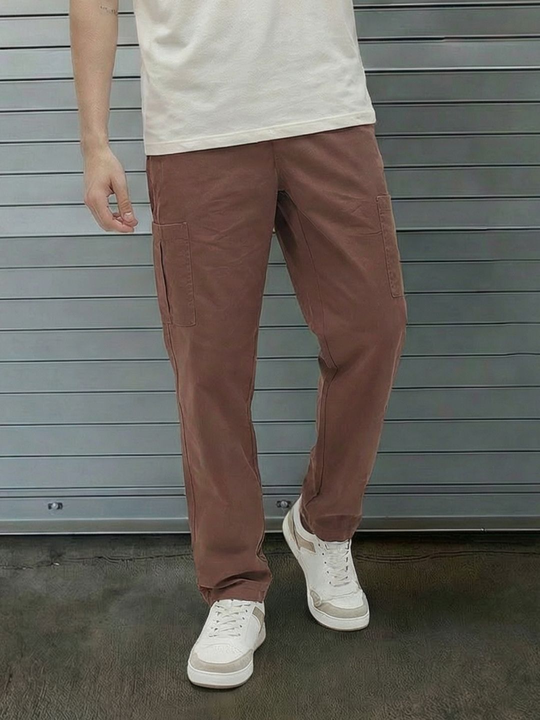 The Roadster Life Co. Men Cargo Style Relaxed Fit Trousers