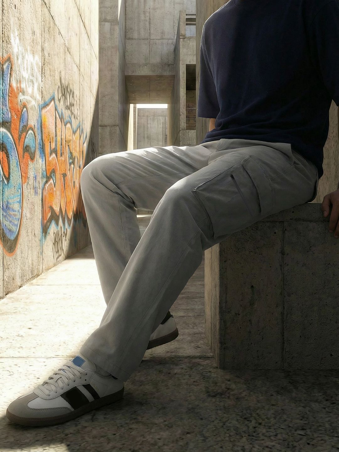 The Roadster Life Co. Men Pure Cotton Relaxed Fit Cargos