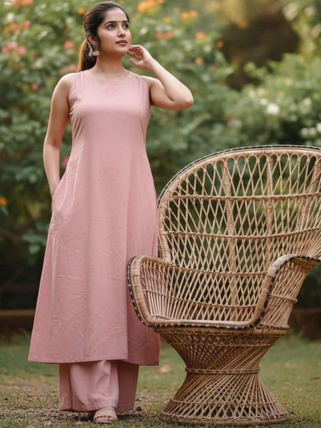 VASTRYN Sleeveless Pure Cotton Kurta With Palazzos