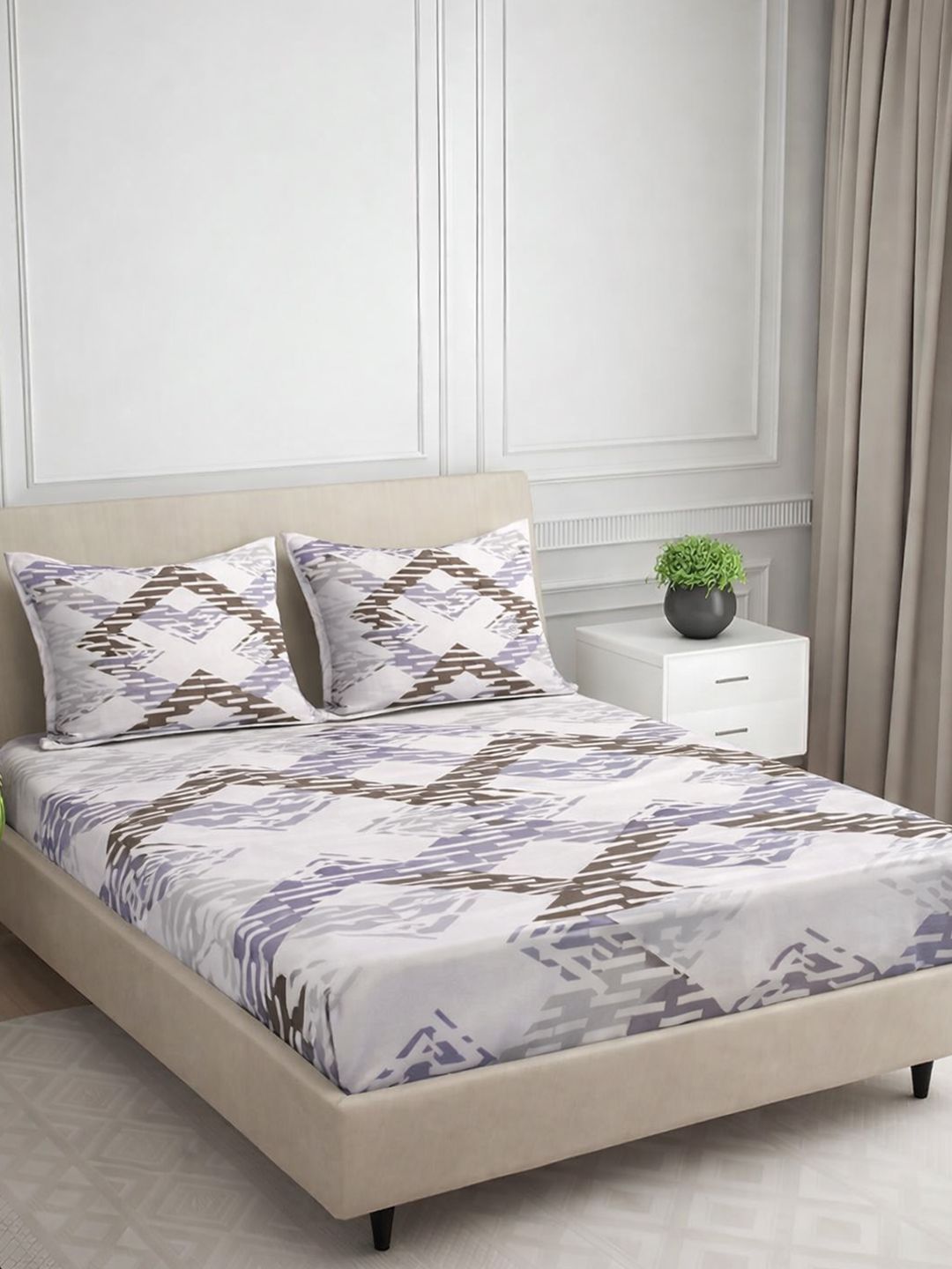 Signature Brown & Beige Geometric 210 TC Bedsheet with 2 Pillow Covers
