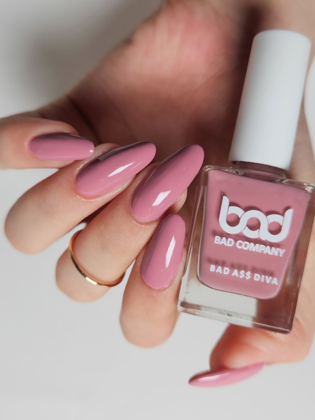 Buy BAD COMPANY No Toxin Nail Lacquer 10 Ml   Unconditionally 82 -  - Personal Care for Women