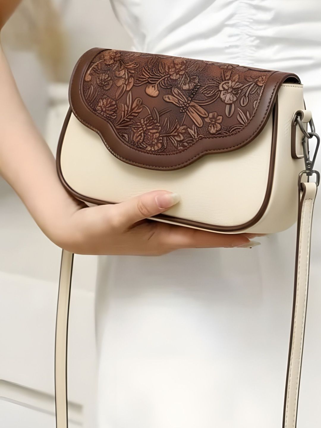 Haveglam PU Sling Bag