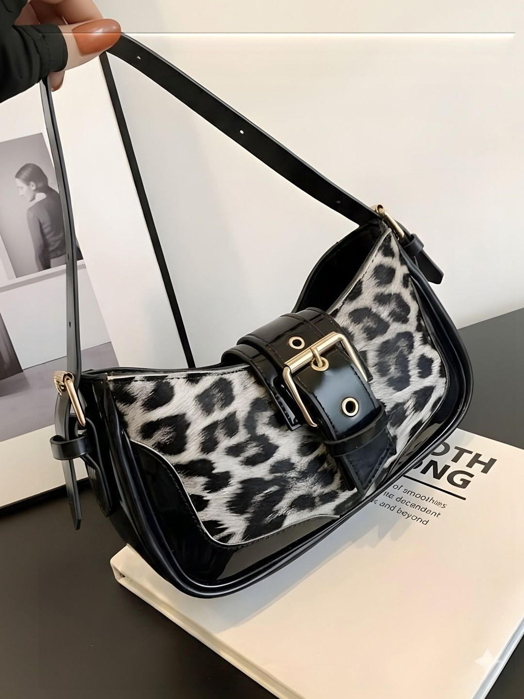 Haveglam PU Sling Bag