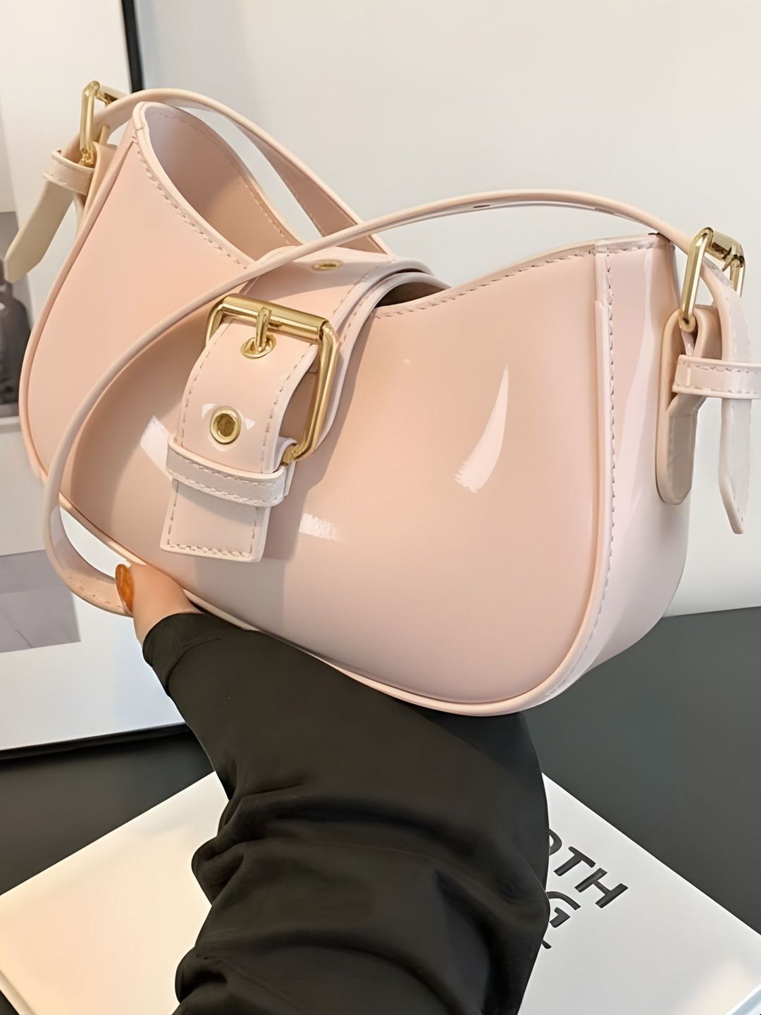 Haveglam PU Sling Bag
