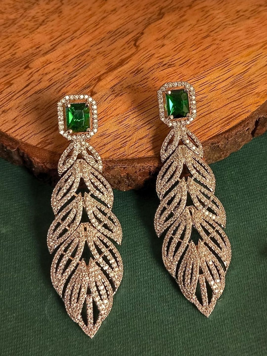 IKSAVA Drop Earrings
