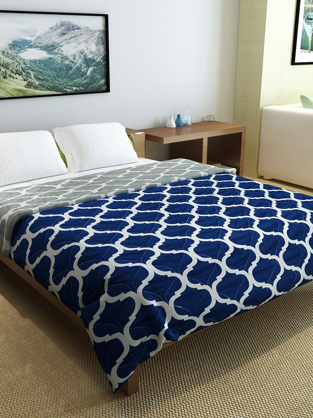 Deep Blue Geometric Microfiber Mild Winter 150 GSM Reversible Double Bed Comforter