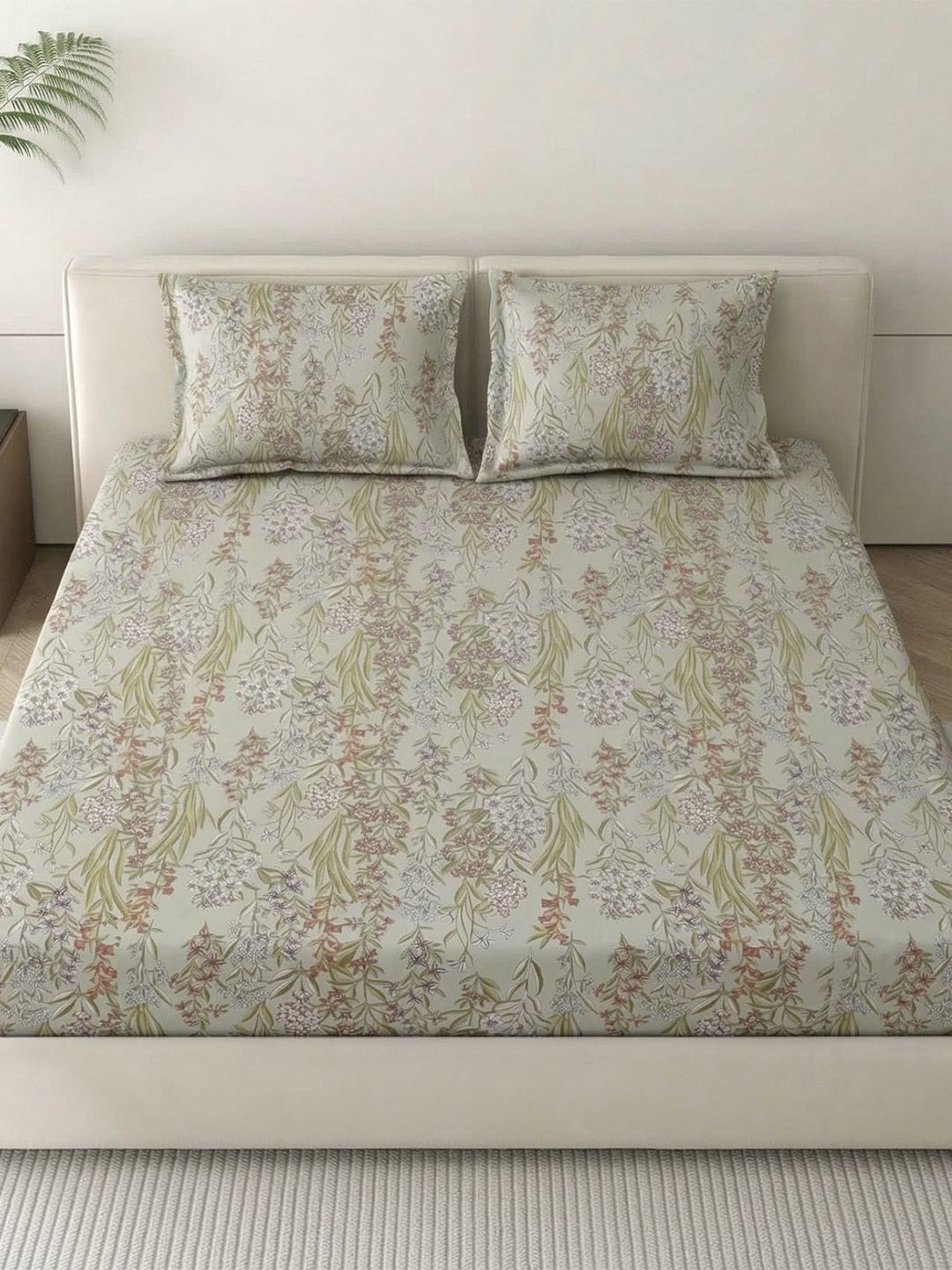 Buy MAFATLAL Multicoloured 140 TC Bedsheet With 2 Pillow Covers -  - Home for Unisex