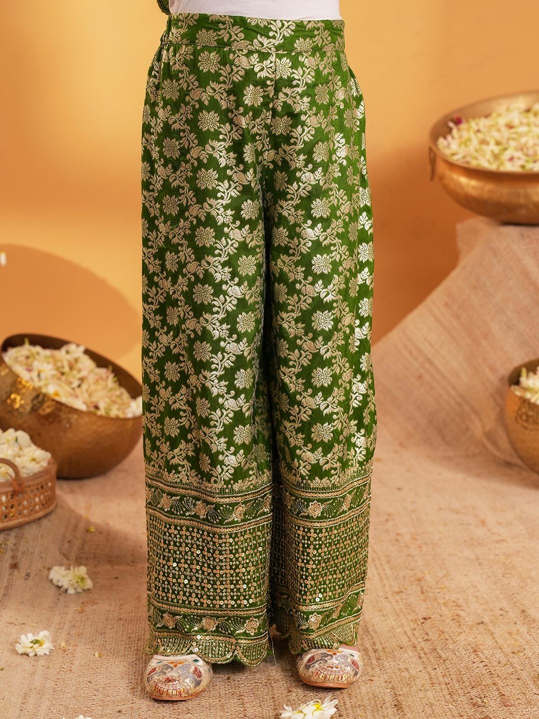 Girls Ethnic Motifs Regular Sequinned Kurta with Sharara 7