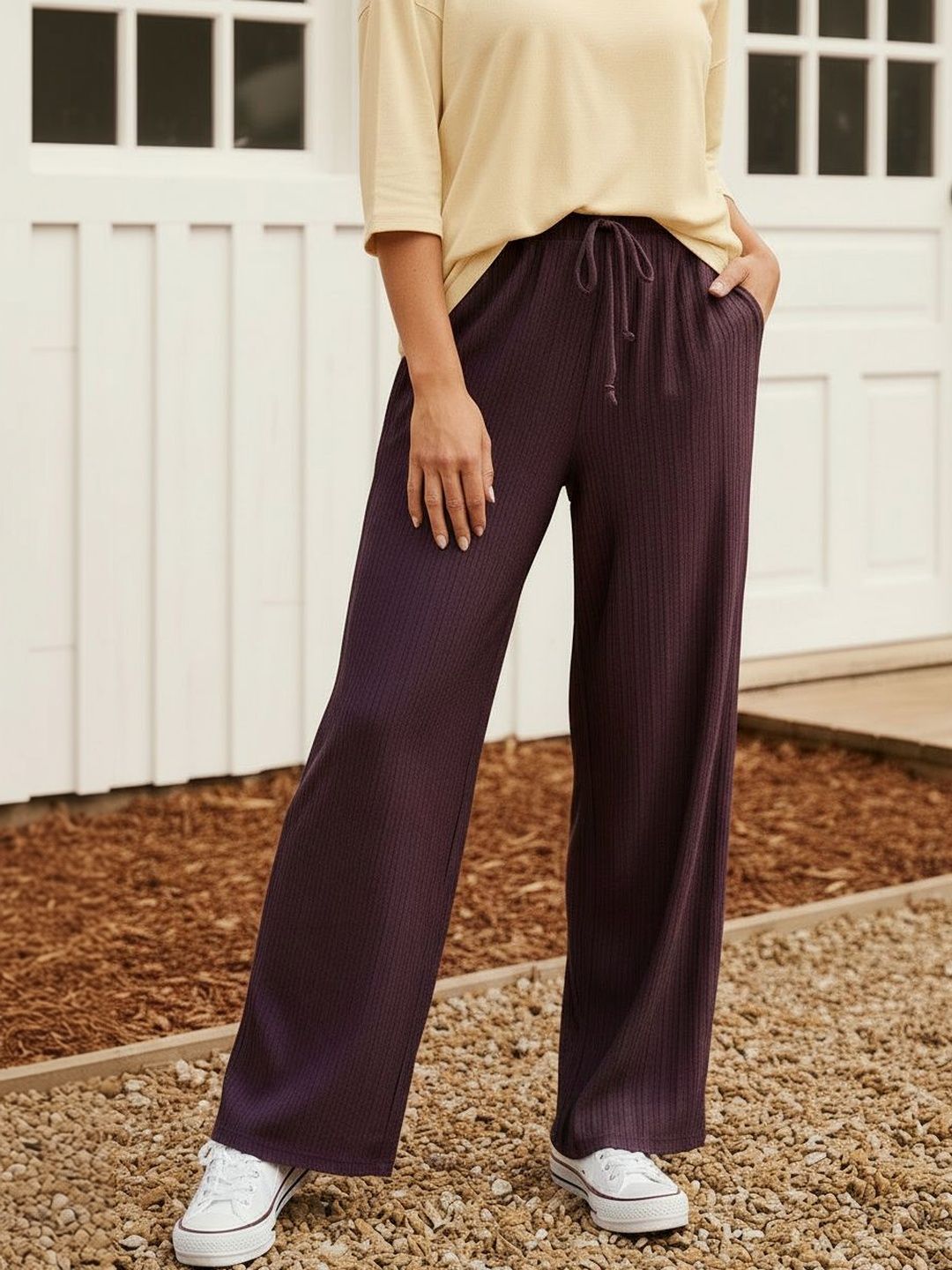 The Roadster Lifestyle Co  Self Design  Loose Fit  Trousers