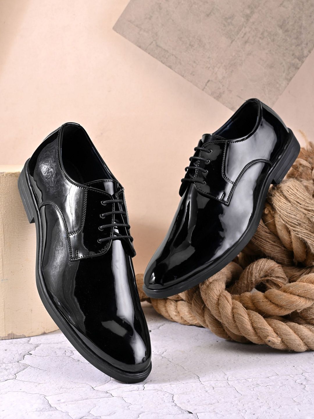 House of Pataudi Men Round Toe Lace-Ups Oxfords Formal Shoes