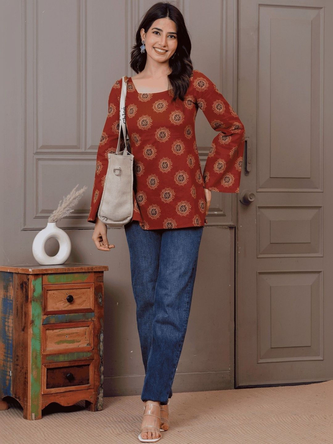 GAYRAA Women Ethnic Motifs Printed Flared Sleeves Short Kurta