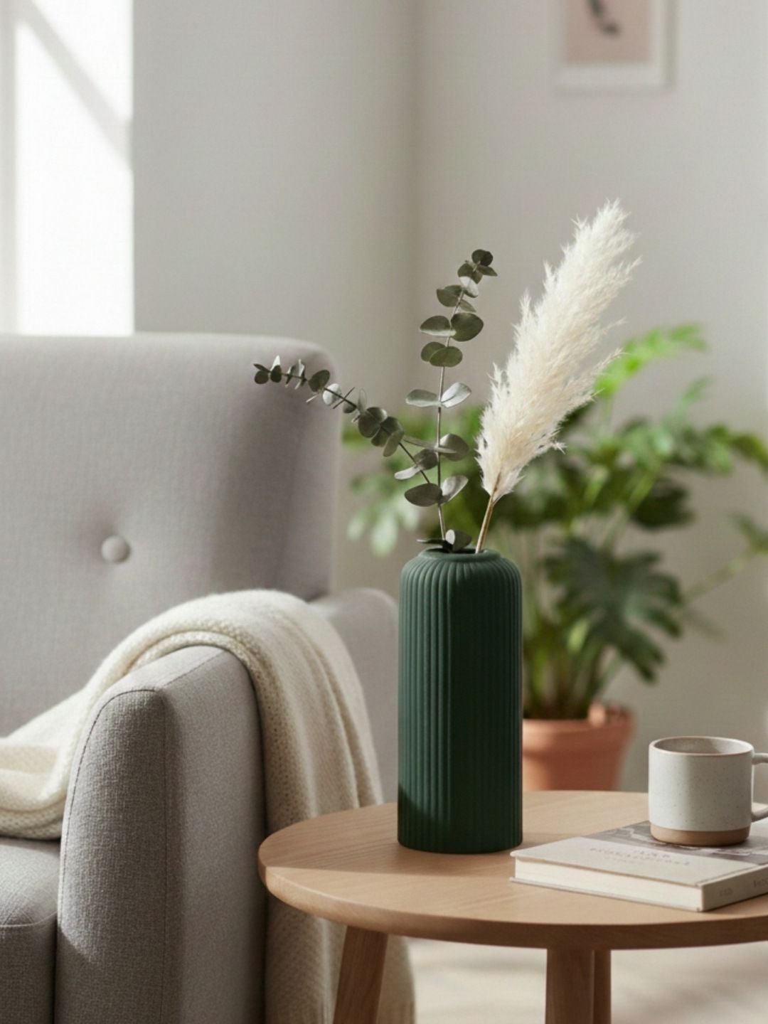 Kreative Arts Dark Green Ceramic Flower Vase