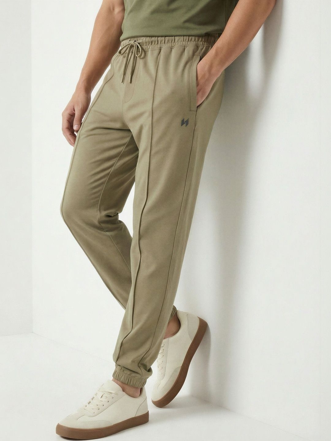 HUMAN SPIRIT Men Mid-Rise Pintock Stitch Joggers
