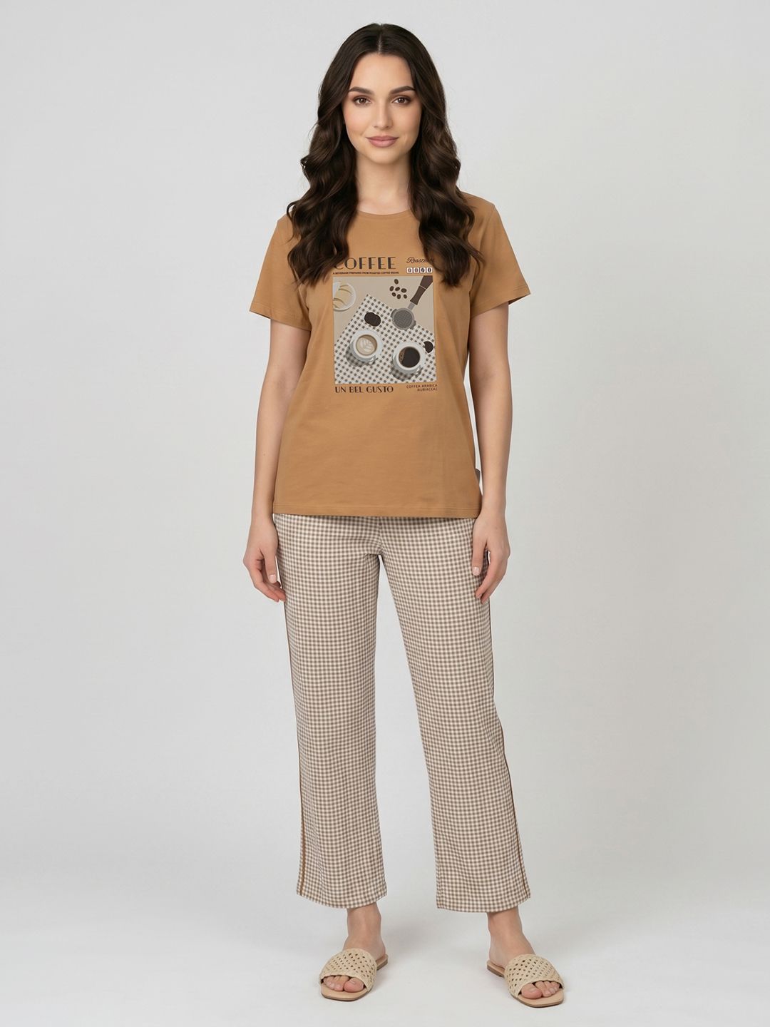 Monte Carlo Graphic Printed T-shirt with Trousers