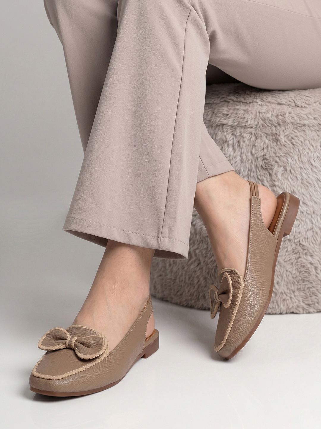 Mast & Harbour Women Mules with Bows Flats