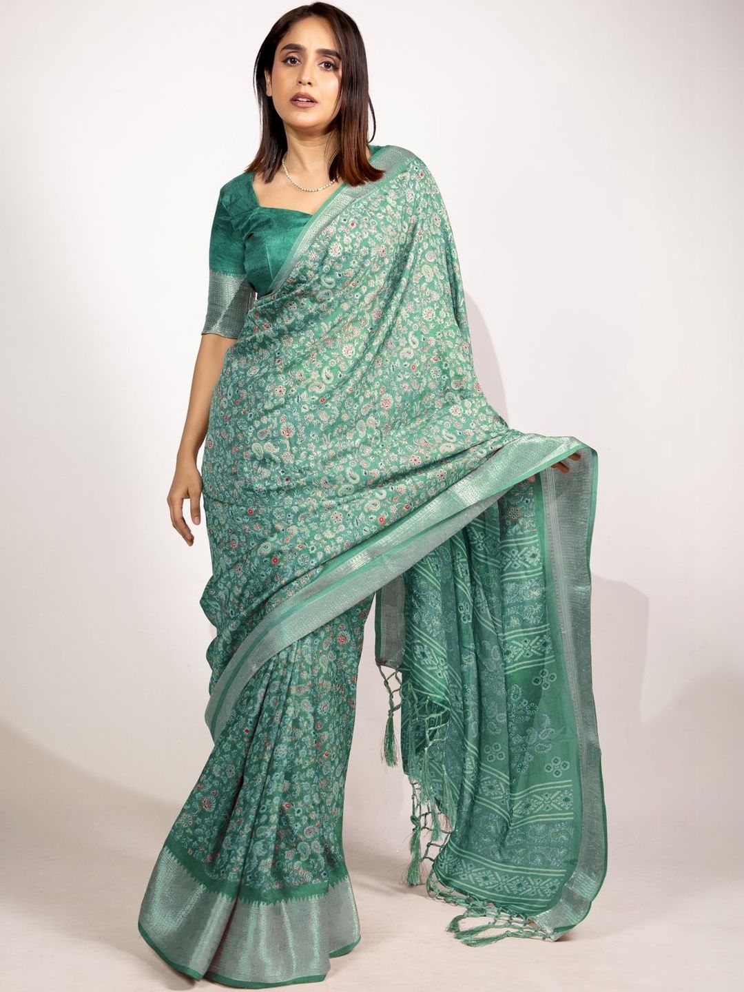MIRCHI FASHION Floral Zari Silk Cotton Handloom Saree