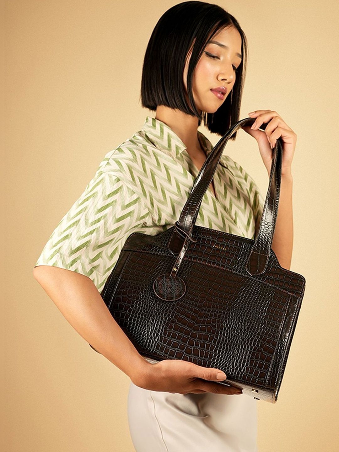 Buy Theater Women Corbusier Croco Brown Tote Bag -  - Accessories for Women