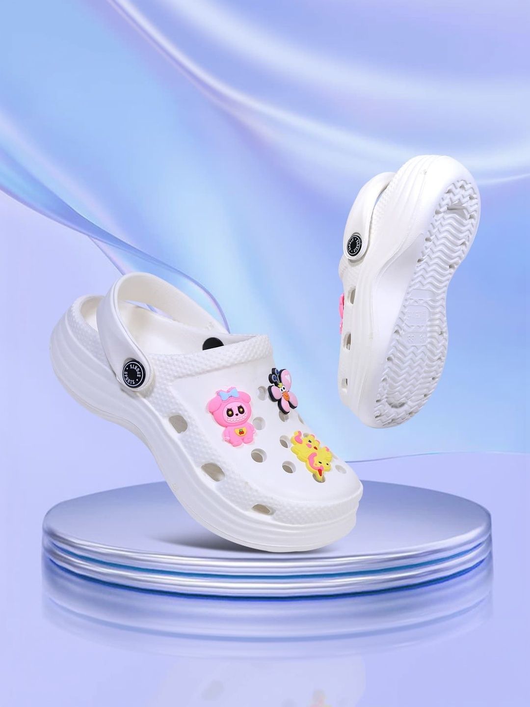 MUKUNDU Unisex Kids Embellished Clogs
