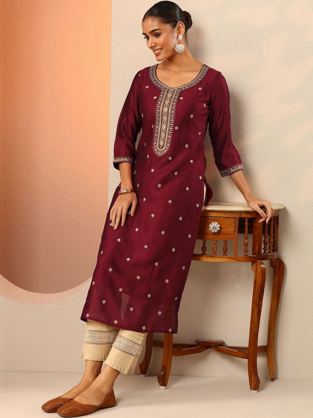 Gerua By Libas Women Embroidered Thread Work Kurta