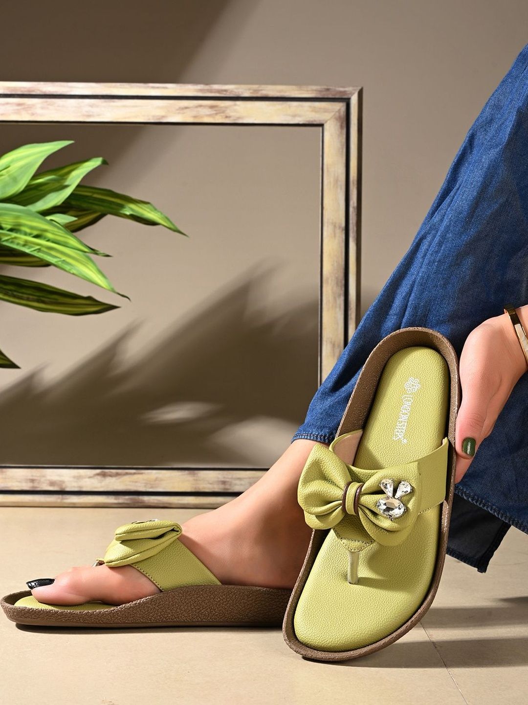 LONDON STEPS Women Open Toe Flats with Bows