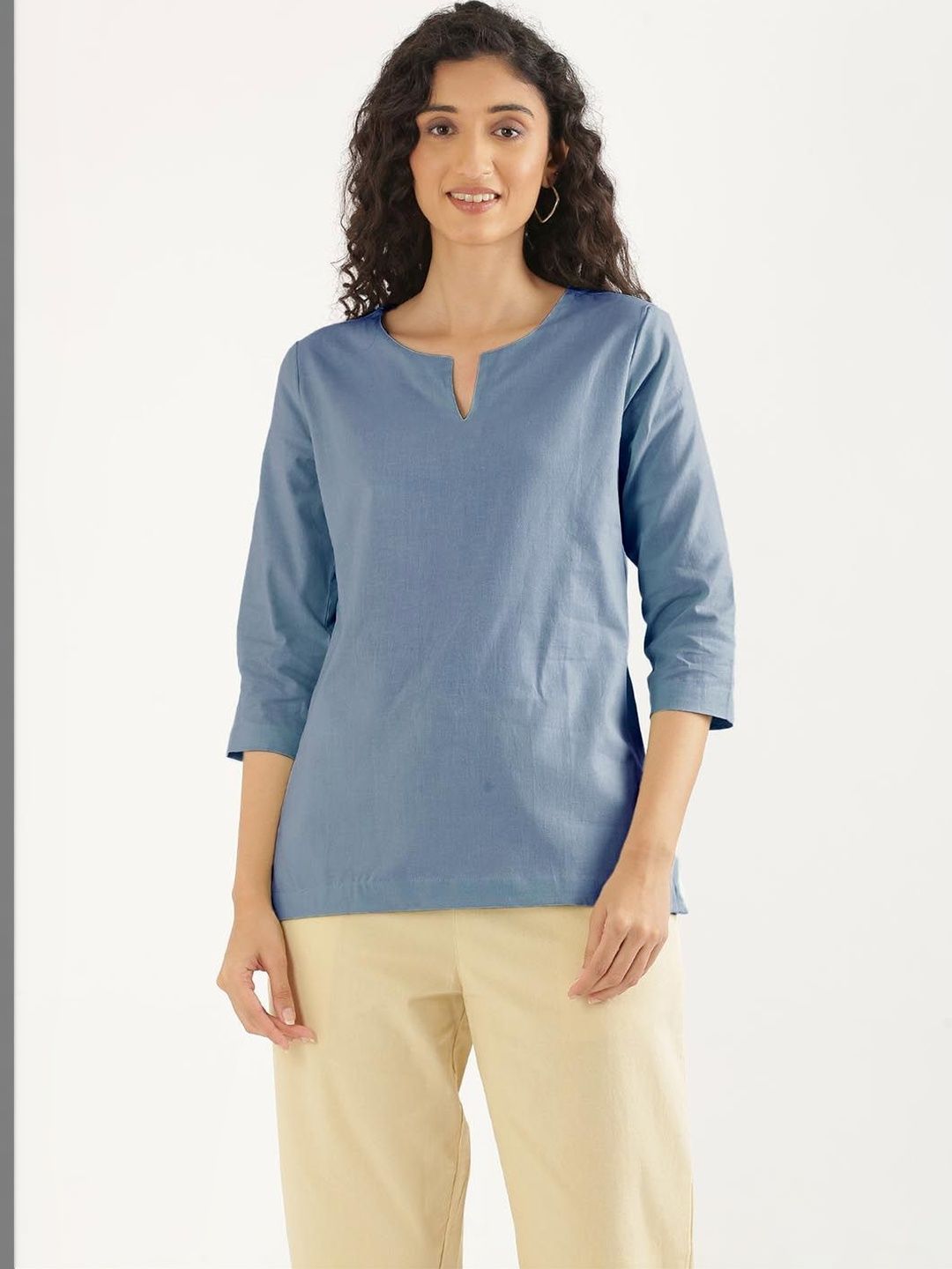 SAADAA Airy Linen Split Neck Short Kurta