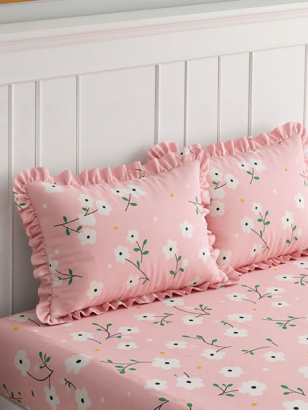 Aura Pink Floral 300 Tc Frilled Fitted Queen Bedsheet With 2 Pillow Covers