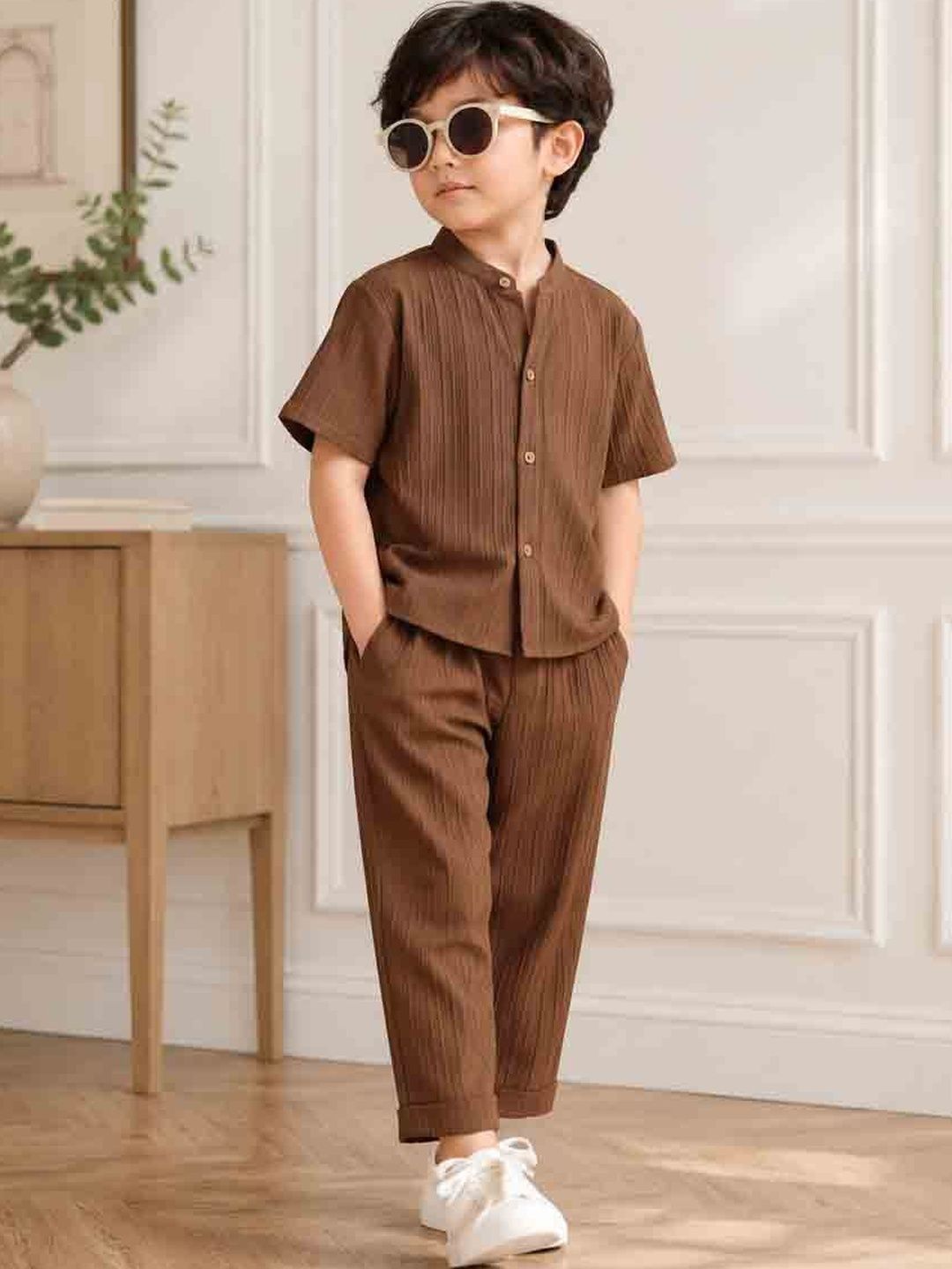 LA3MINE Self Design Shirt with Trousers