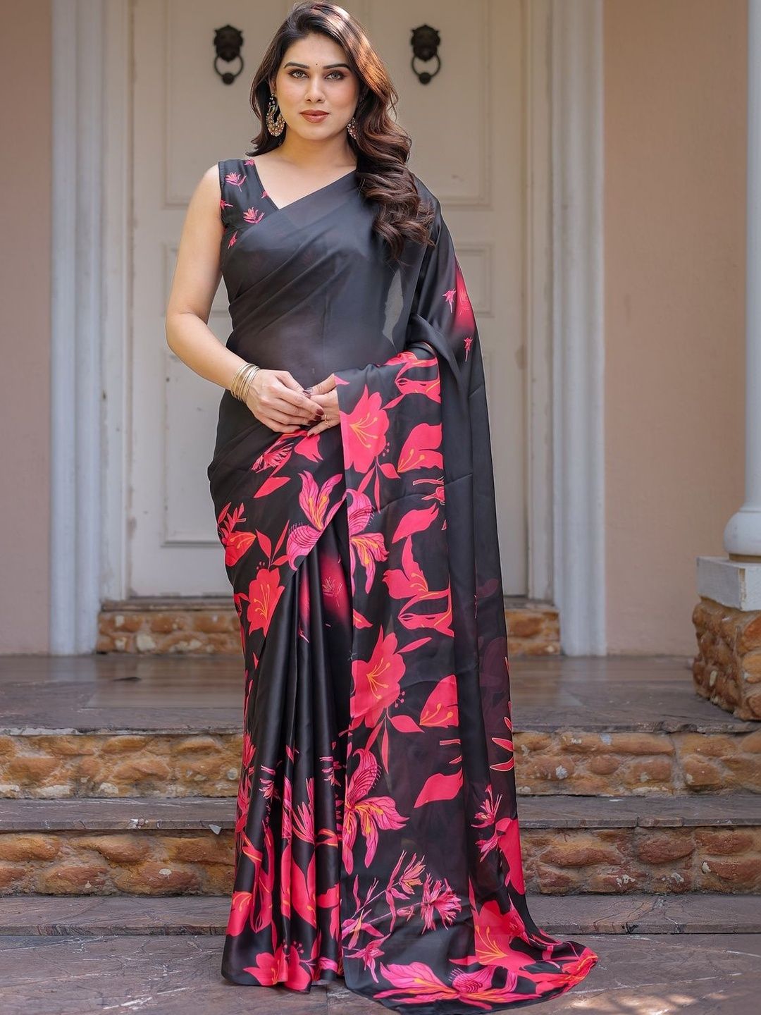 RAAS SHREE Floral Pure Georgette Handloom Saree