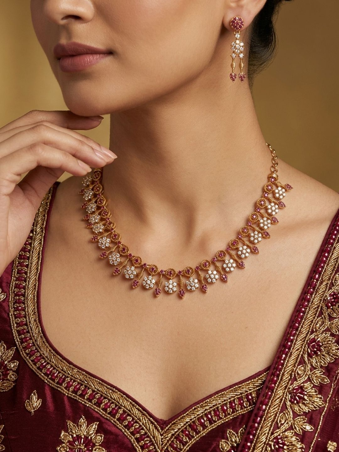 LABEL RUBY Brass Gold-Plated Antique Necklace