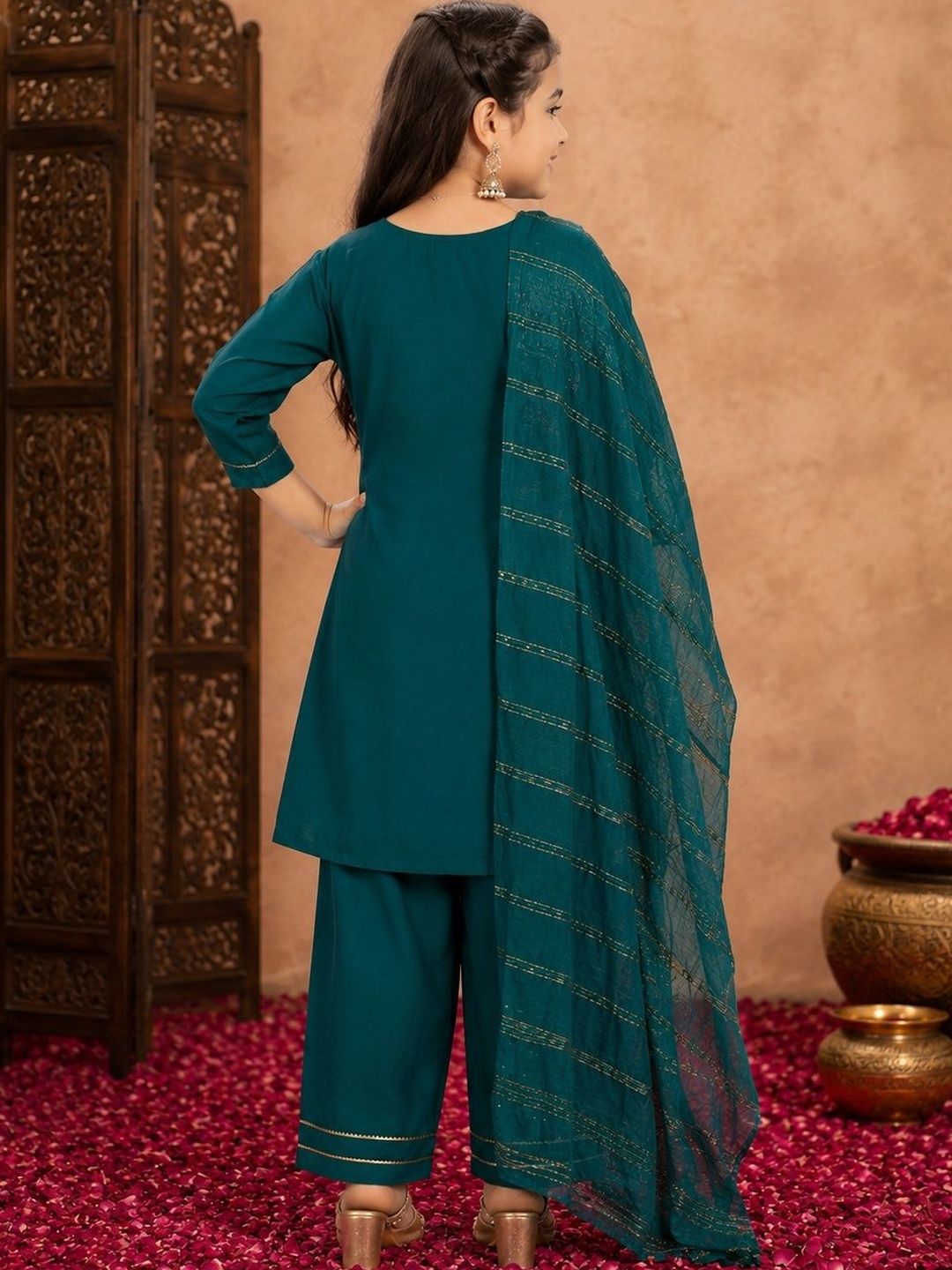 Girls Ethnic Motifs Embroidered Panelled Thread Work Pure Silk Kurta with Trousers & With Dupatta 3