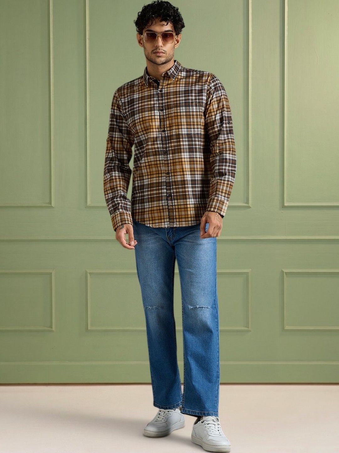 The Roadster Lifestyle Co Checked Cotton Spread Collar Shirts
