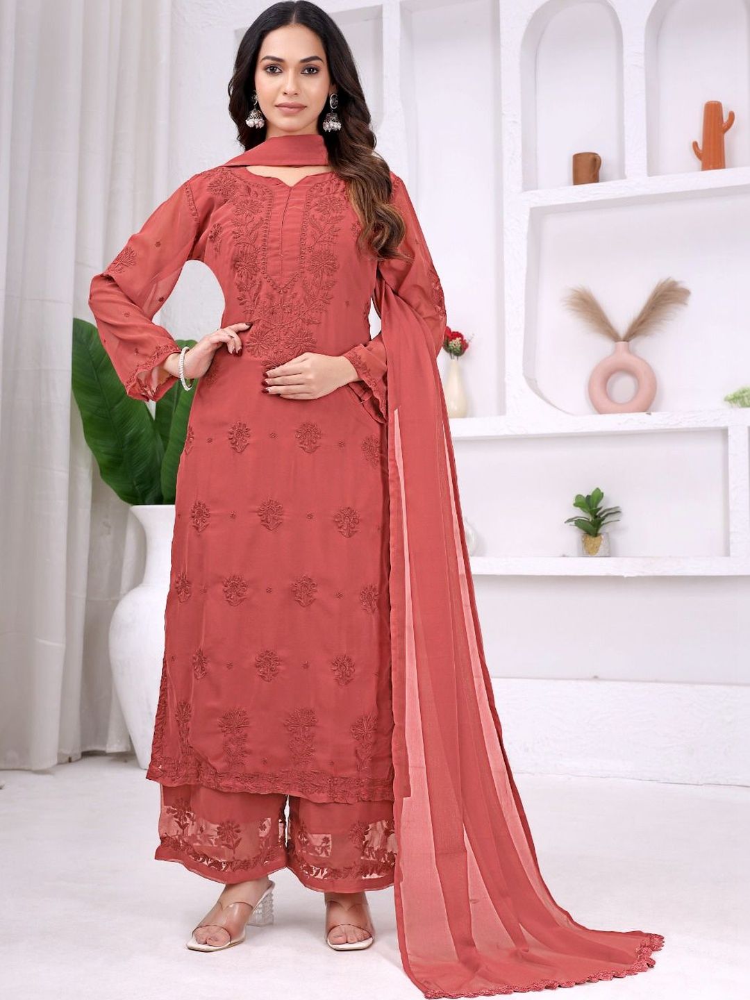 OJASVI FASHION Ethnic Motifs Embroidered Thread Work Thread Work Kurti