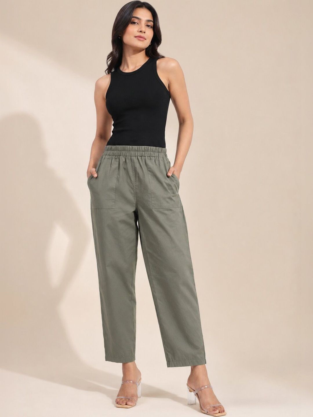 MUUN Women Relaxed High-Rise Trousers