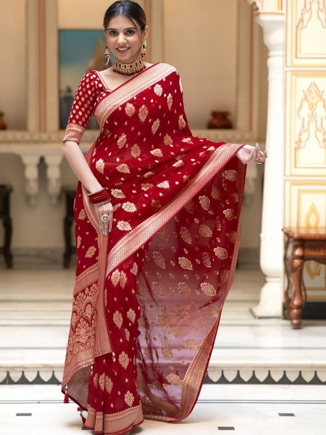 LIMDO Woven Design Zari Art Silk Heavy Work Banarasi Saree